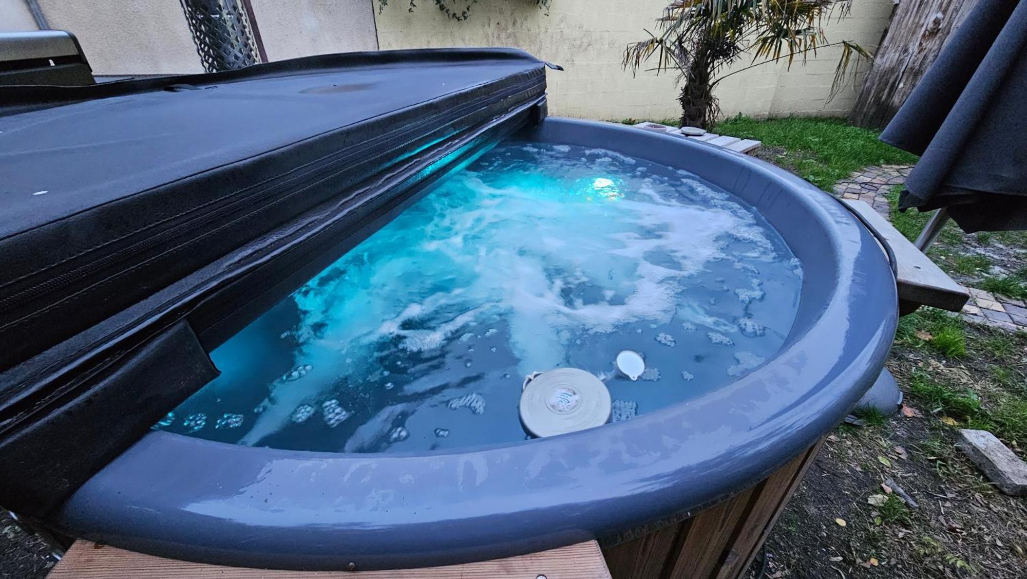 Bed To Rent - Maison Calme Avec Jacuzzi Sous Supplement Bordeaux Exterior photo